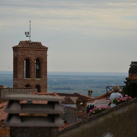 Montepescali La Divina Dimora Il Castello Degli Spiriti Magni 아파트 객실 사진