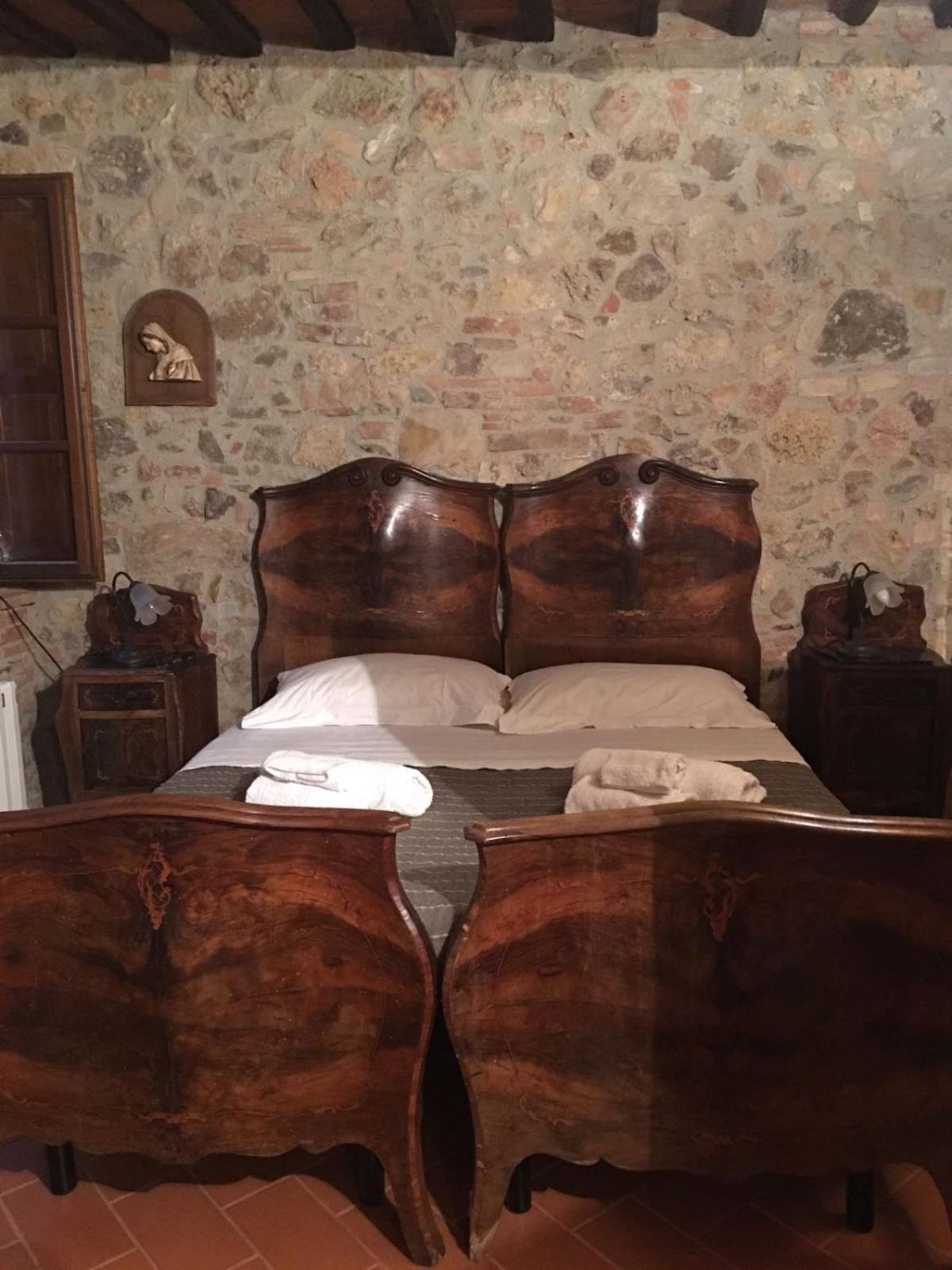 Montepescali La Divina Dimora Il Castello Degli Spiriti Magni 아파트 외부 사진