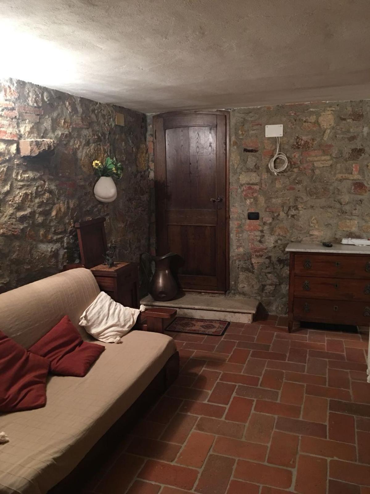 Montepescali La Divina Dimora Il Castello Degli Spiriti Magni 아파트 외부 사진